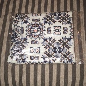 LuLaRoe Tall and Curvy Leggings; NWOT